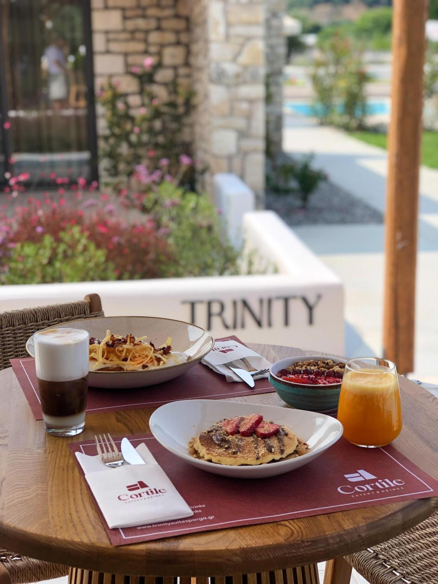 Trinity Design Suites Valanidorachi Luaran gambar