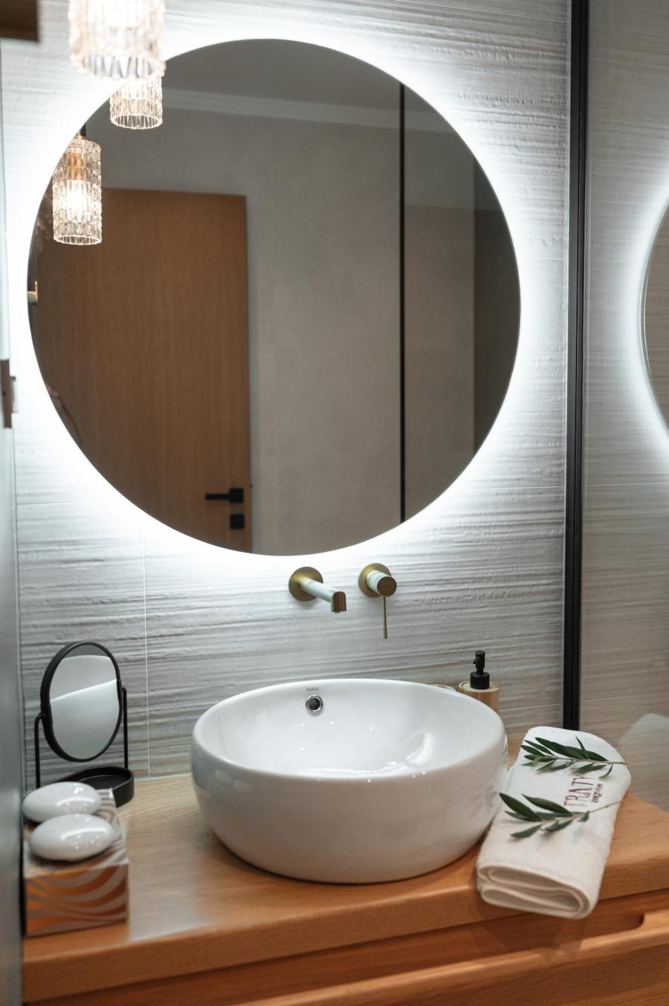 Trinity Design Suites Valanidorachi Luaran gambar